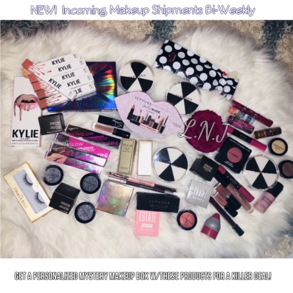 High end l Personalized Makeup Box l Customized - Picture 7 of 8